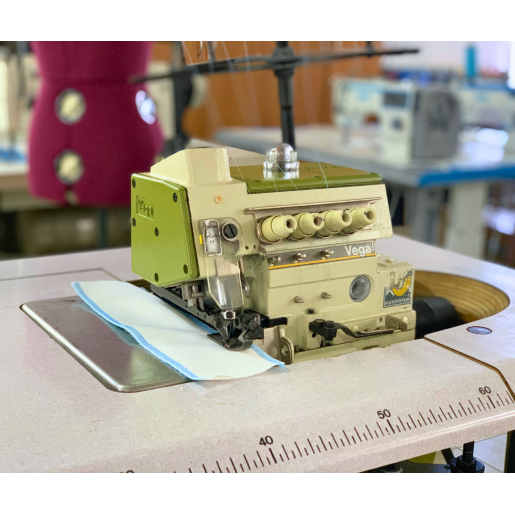 Masina de surfilat cu 4 fire Rimoldi Vega la 220 V 