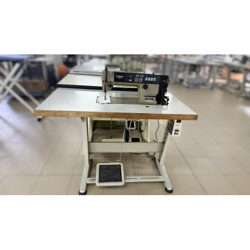 Masina de cusut liniar marca Brother Exedra, 220V !!!