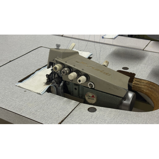 Lichidare STOC - Masina de surfirlat cu 2 ace si 5 fire RiMOLDI 329 -- 220V !!!