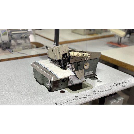 Lichidare STOC - Masina de surfirlat cu 2 ace si 4 fire RiMOLDI 327 -- 220V !!!