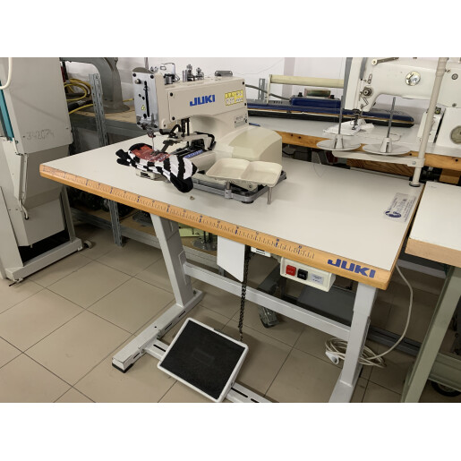 Masina de pontat JUKI MB-1373