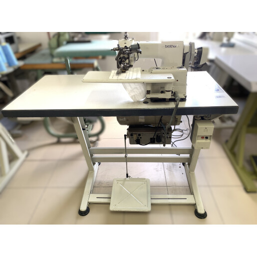 Masina pentru cusatura ascunsa Brother CM2-B931-1