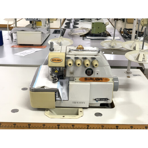 Masina de surfilat cu 2 ace si 4 fire Siruba 747F-514
