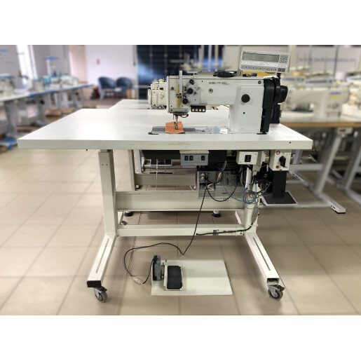 Masina cu un ac si triplu transport Durkopp Adler 767-FAS-373