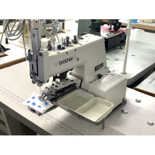 Masina de cusut nasturi BROTHER CB3-B917
