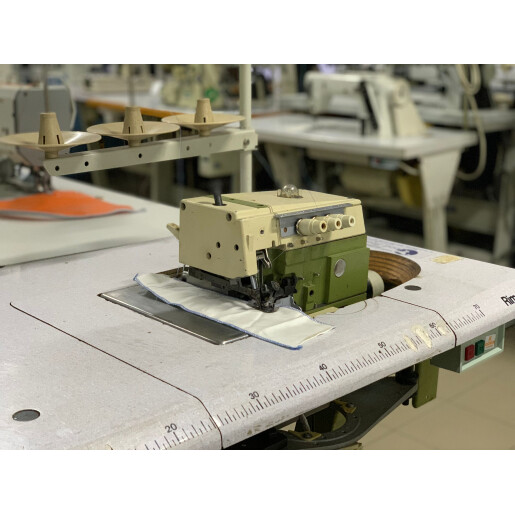 Lichidare de stoc!! Masina de surfilat cu un ac si 3 fire Rimoldi