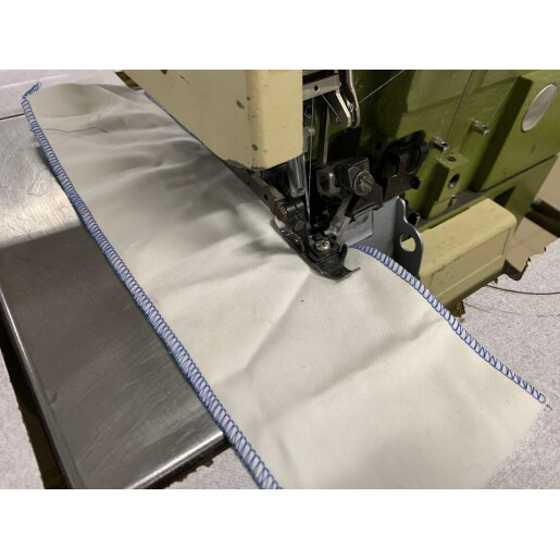 Lichidare de stoc!! Masina de surfilat cu un ac si 3 fire Rimoldi