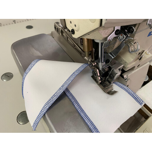 Masina de surfilat cu 2 ace si 4 fire Juki 6714