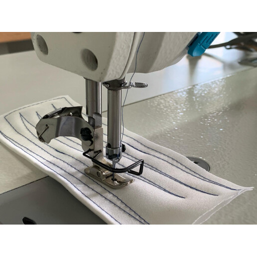 Masina de cusut liniar cu un ac Jack F6