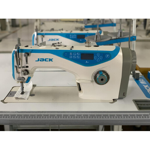Oferta !! Masina pentru cusut liniar cu un ac Jack A4, automata