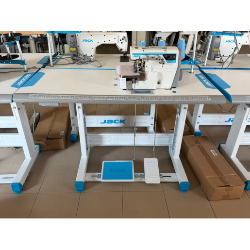 Masina de surfilat cu 1 ac si 3 fire Jack E5-3-32R2/223 (surje)
