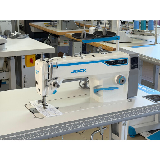 Masina de cusut liniar cu un ac Jack F6