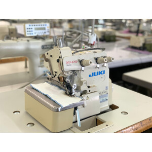 Masina de surfilat cu 1 ac si 3 fire Juki 6704