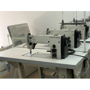 Masina de cusut liniar, automata, cu transport cu acul in material Durkopp 272