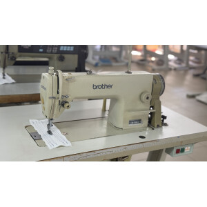 Oferta!! Masina de cusut liniar cu un ac Brother SL-7340