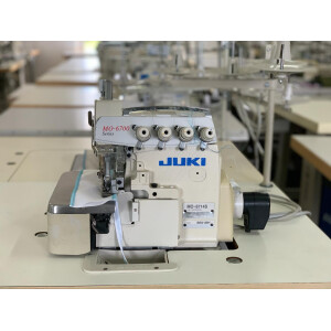 Masina de surfilat cu 2 ace si 4 fire Juki 6714