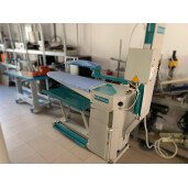 Masa de calcat aspiranta suflanta Indupress la 380 V